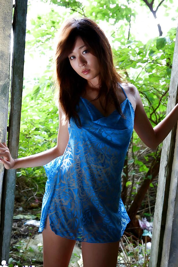 16P Foxy adolescente asiática Risa Misaki descobrindo suas curvas tentadoras