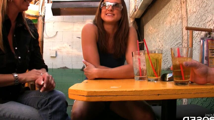 15P Horny woman Misty Anderson masturbates with a vibrator on a public patio