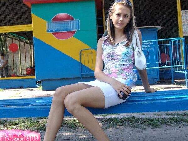 15P Teen amateur flashes a boob after a no panty upskirt while in public