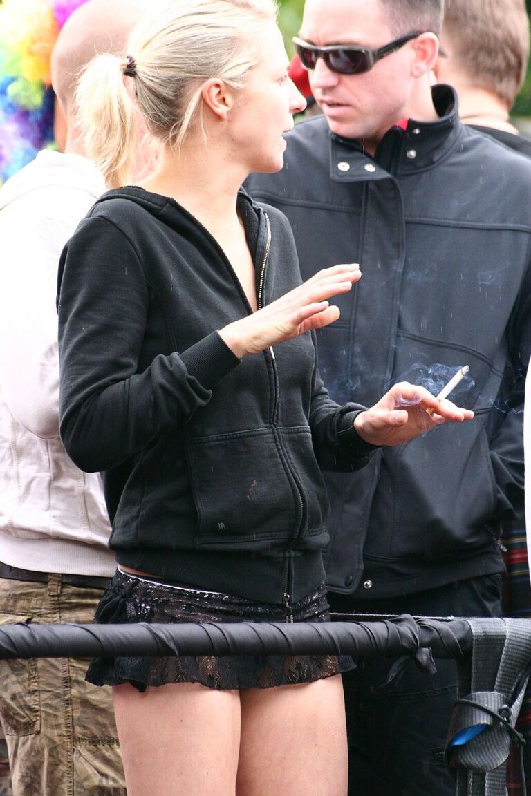 16P Candid shots of clothed teen girls doing their thing out in public