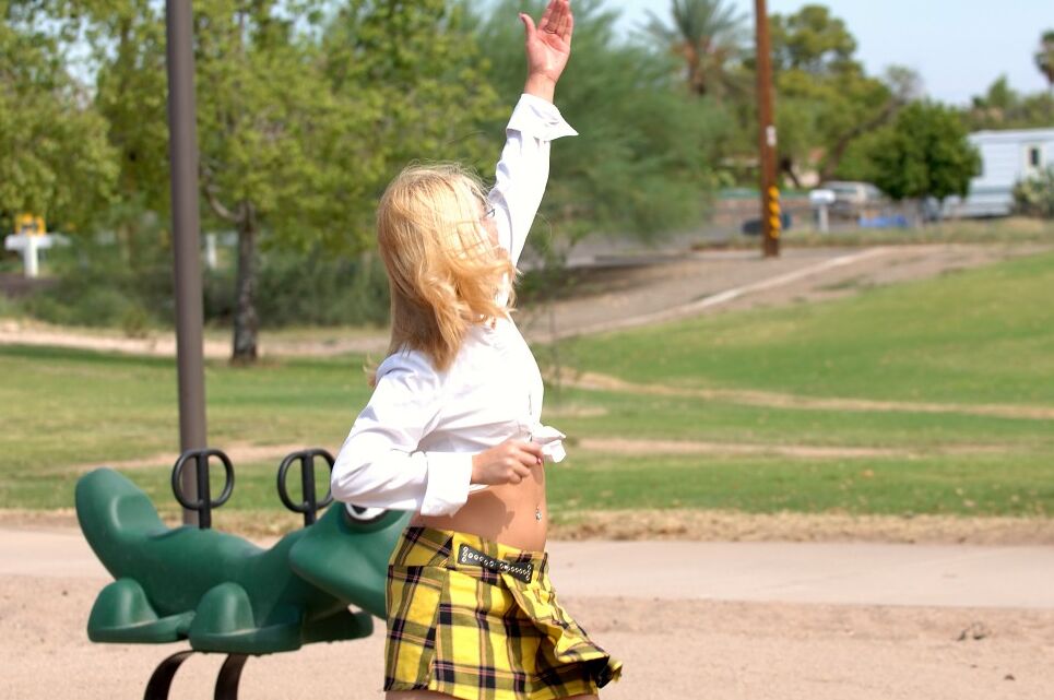 21P Geeky blonde Violet shamelessly toying her sexy holes in public