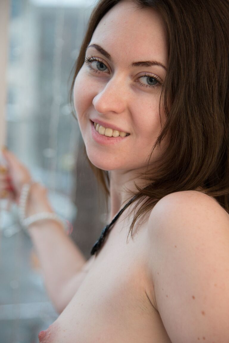 21P Beleza Erótica Angela H