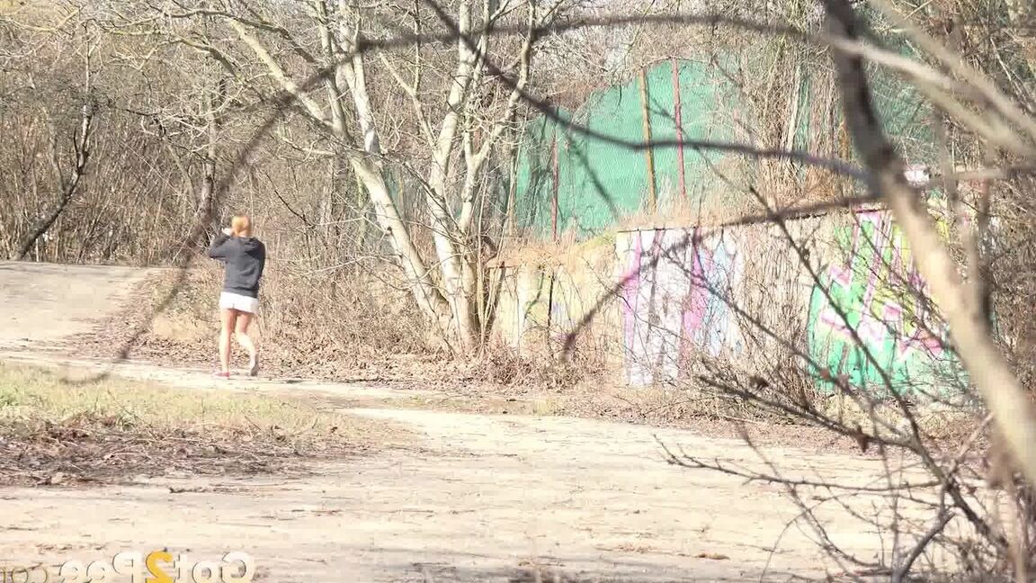 15P Chrissy Fox needs to relieve her piss desperation