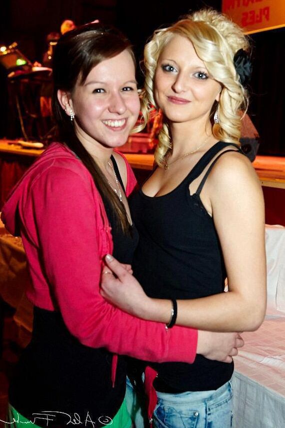 18P Clube Dezessete Katy E