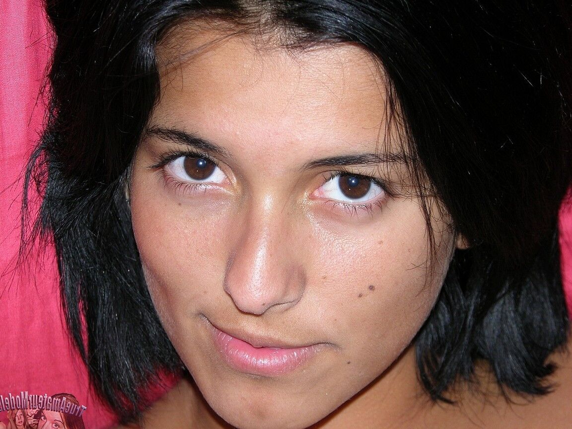 12P Cuban girl showcases her vagina after while posing nude for the first time