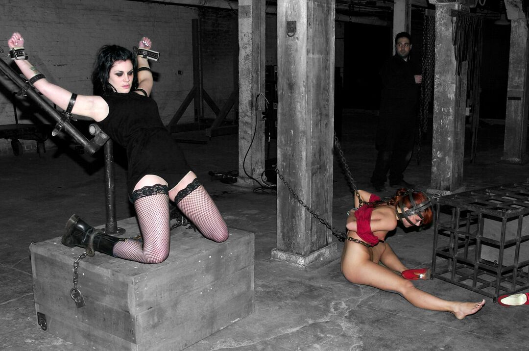 21P Device Bondage Andy San Dimas, AnnaBelle Lee, Claire Adams
