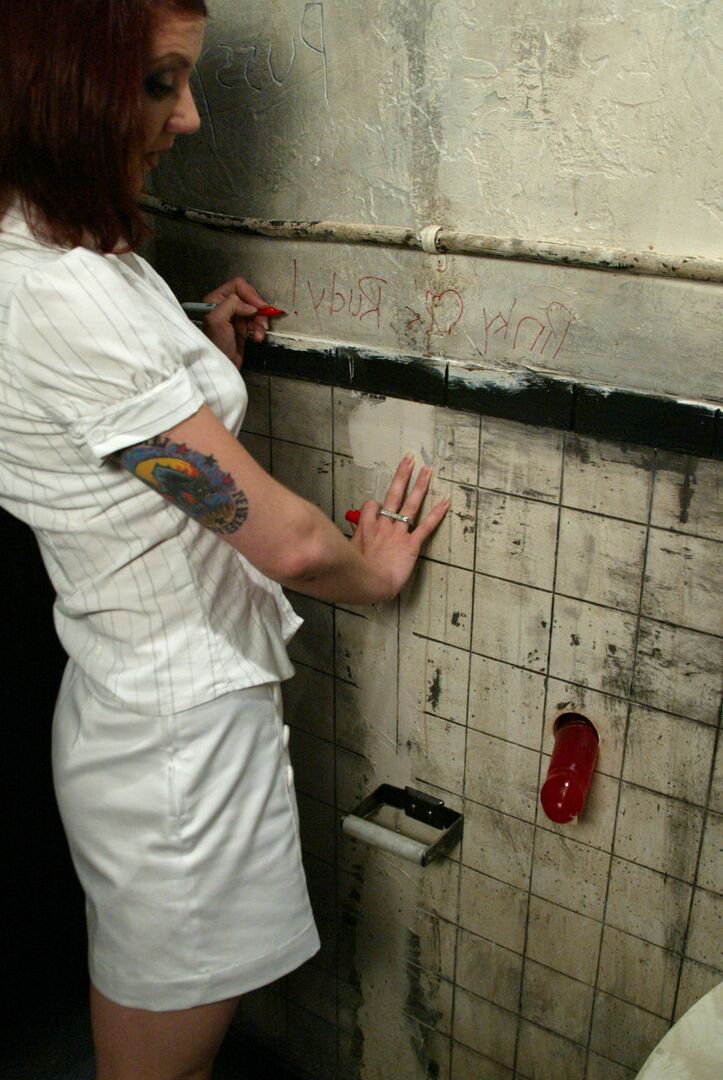 21P Ginger American Pinky Lee sucks and fucks a dildo through a hole in the toilet