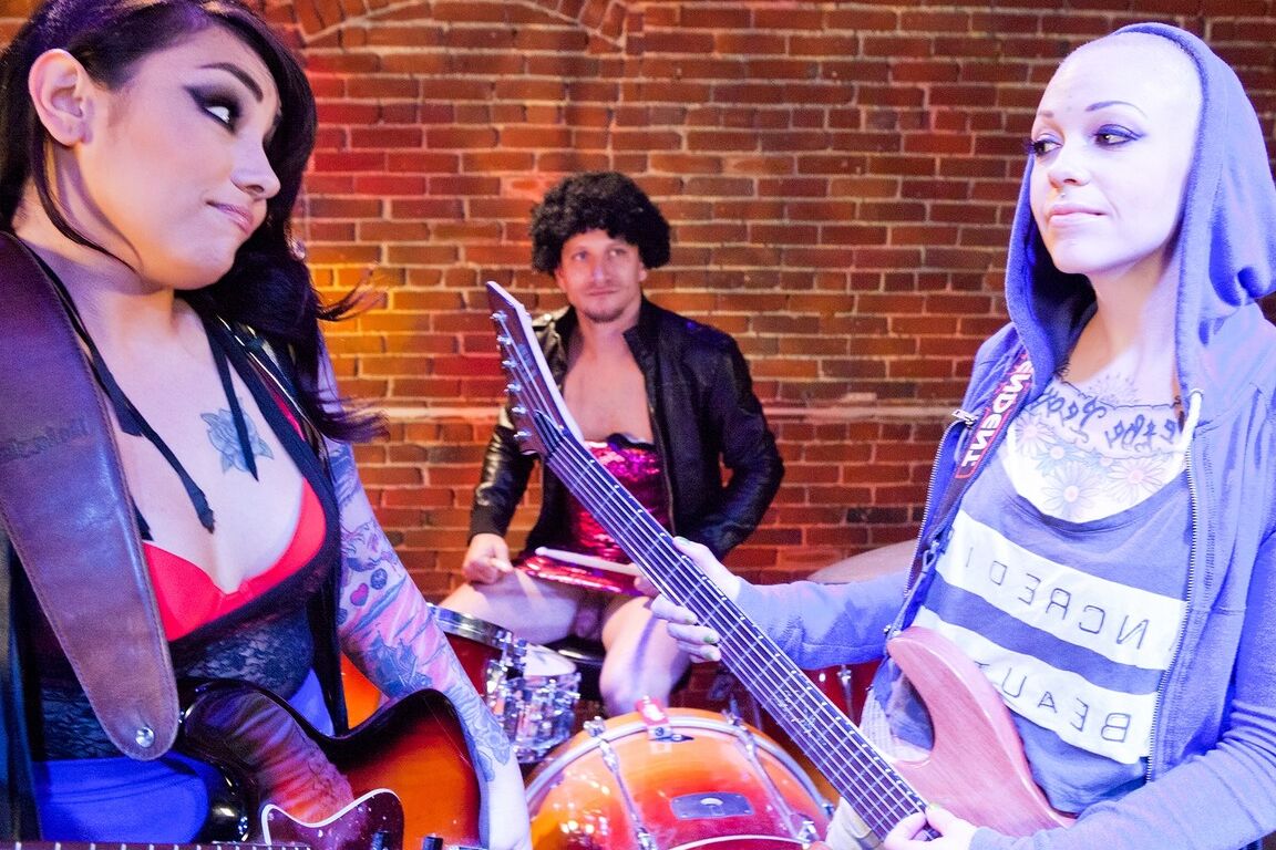 15P Alternative rockers Sparky Sin Claire & Akira Raine engage in a hardcore 3some