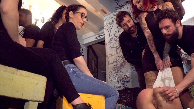15P Summer has come to Barcelona, bringing with it a fresh batch of european sluts