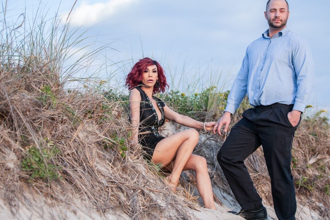 15P David Chase finally introduces his new girlfriend Sunday Valentina to his son