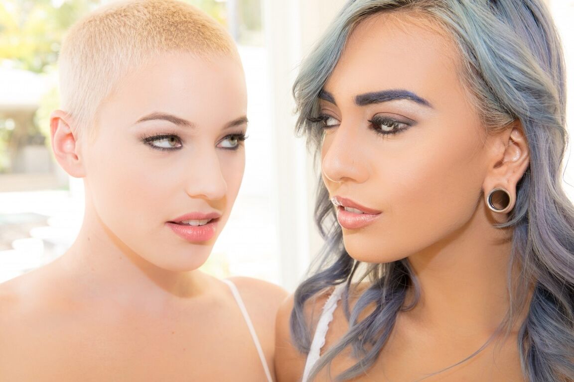 20P trio hardcore excêntrico com bombas sexuais Janice Griffith