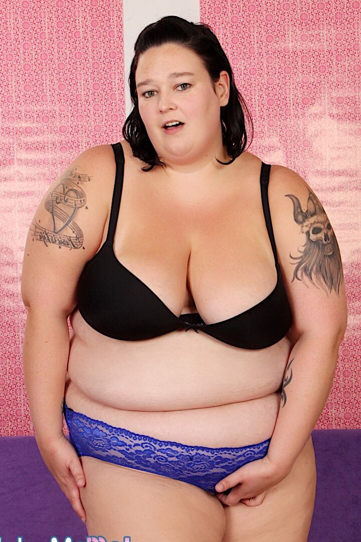 16P Morbidly obese lady Valhalla Lee doffs bra & panties before fingering her twat