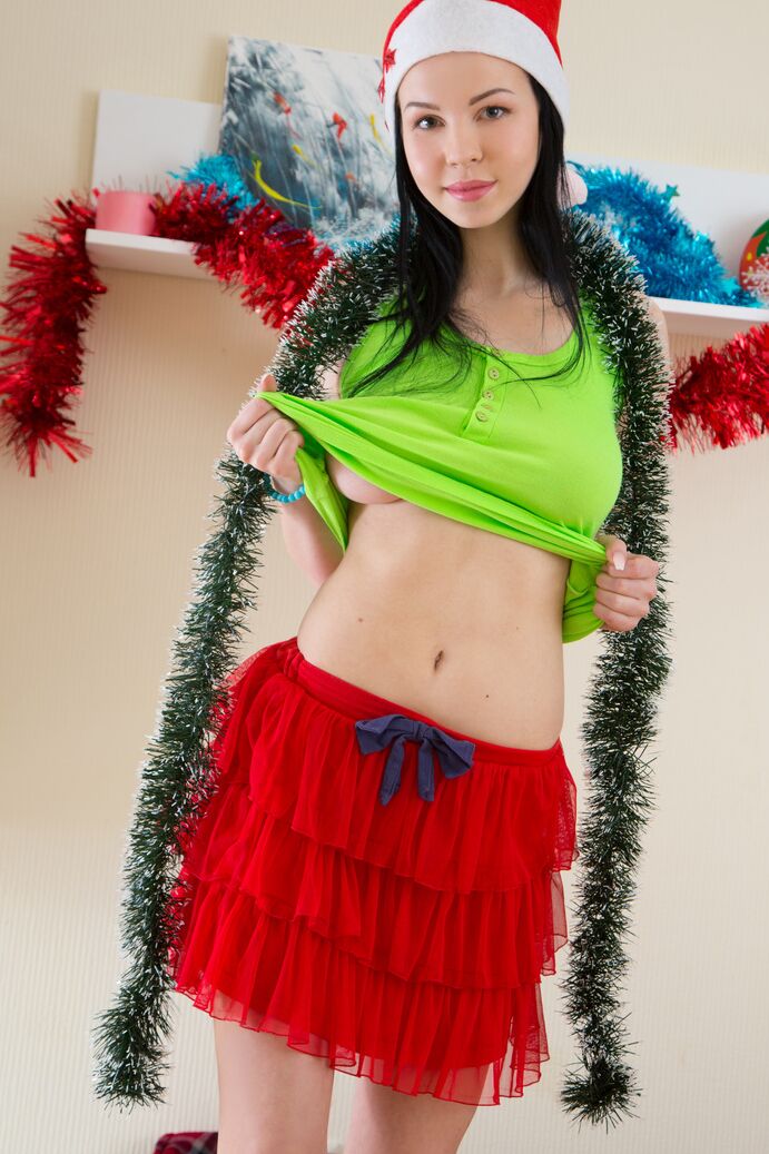 20P Dark haired teen Vasilisa sets her great body free at Xmas with a toque on