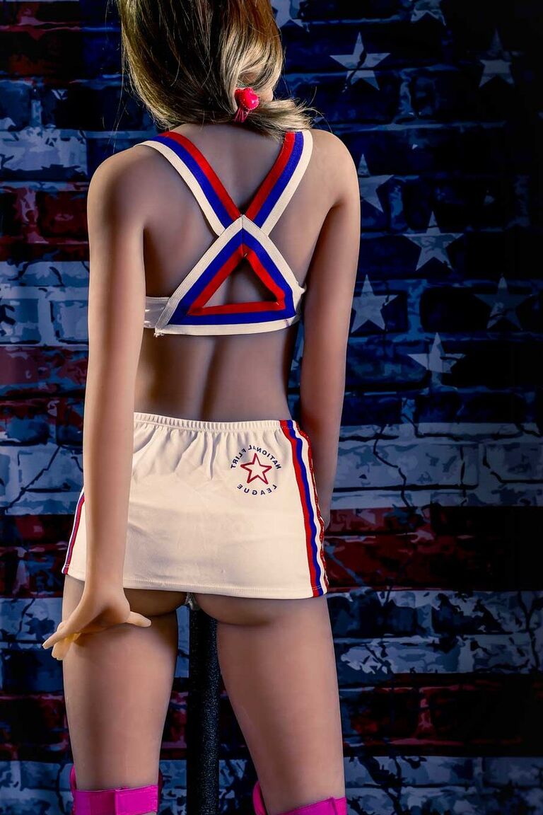 21P Boneca sexual excêntrica com roupa de líder de torcida Ananin expõe sua buceta fodível