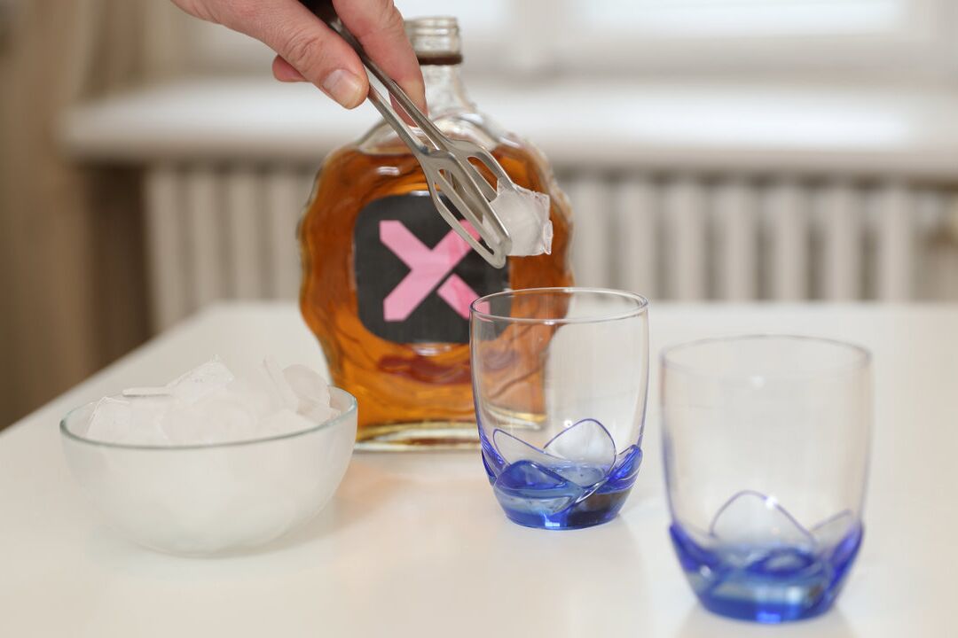 17P Hot brunette sucks on a hard dick after drinking whiskey on the rocks