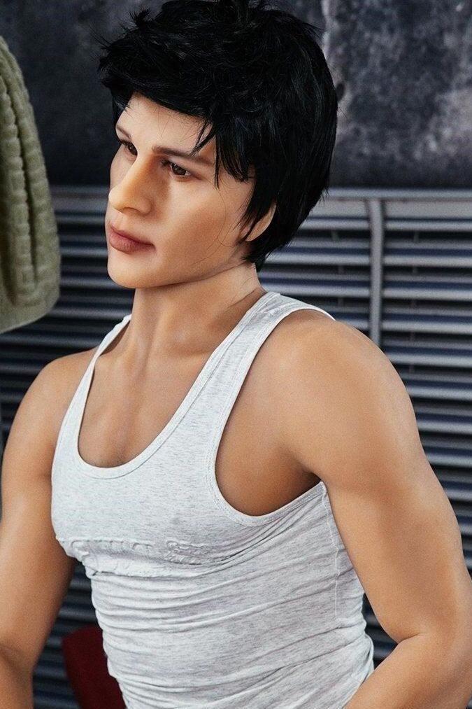 21P Boneco sexual masculino Hunky Liam mostrando seu tanquinho