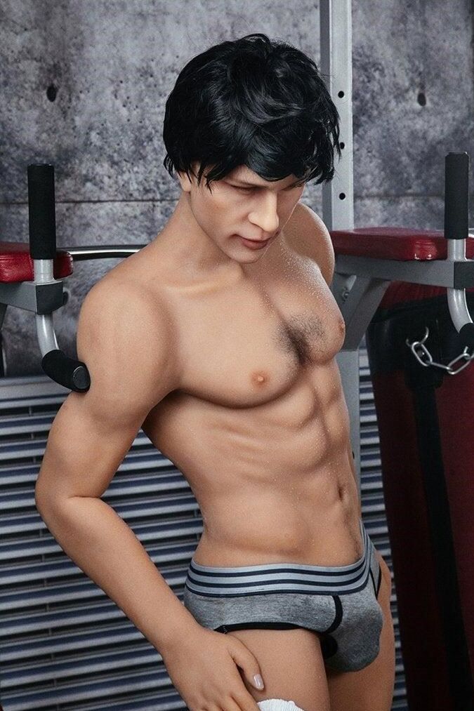 21P Boneco sexual masculino Hunky Liam mostrando seu tanquinho