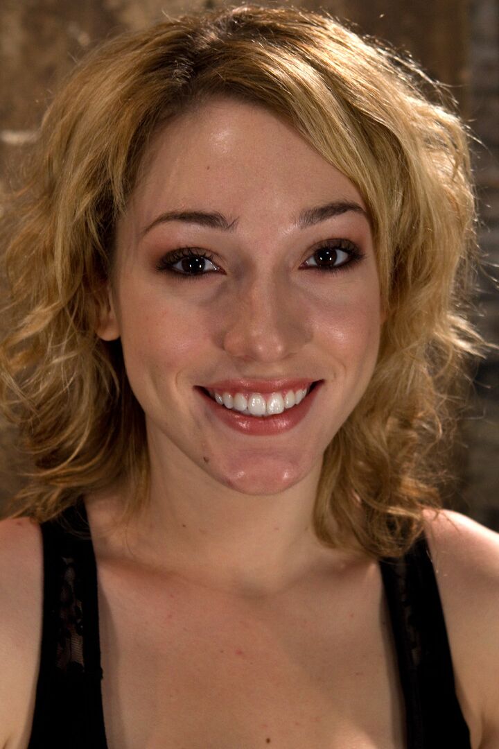 21P Hogtied Lily LaBeau