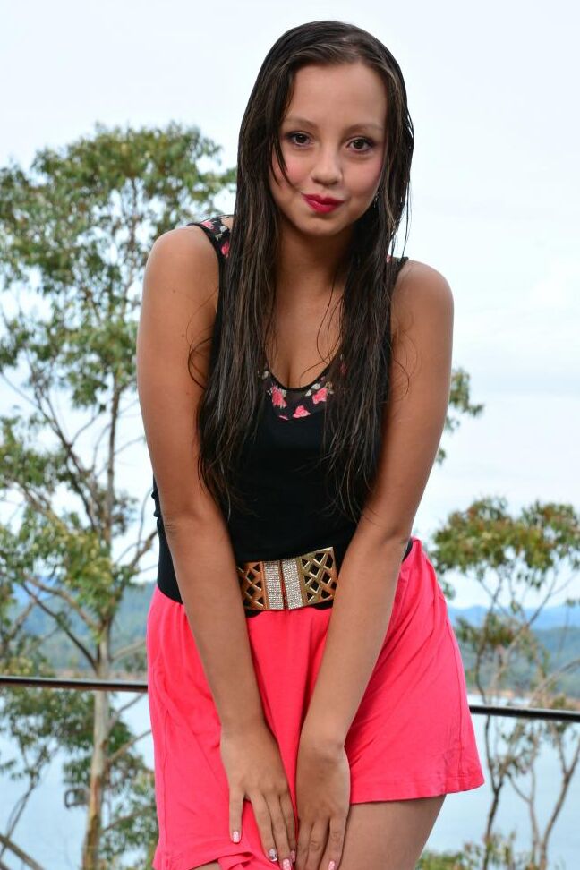 19P Latina cutie Isabela Monsalve flashes pussy in upskirt & frees natural tits