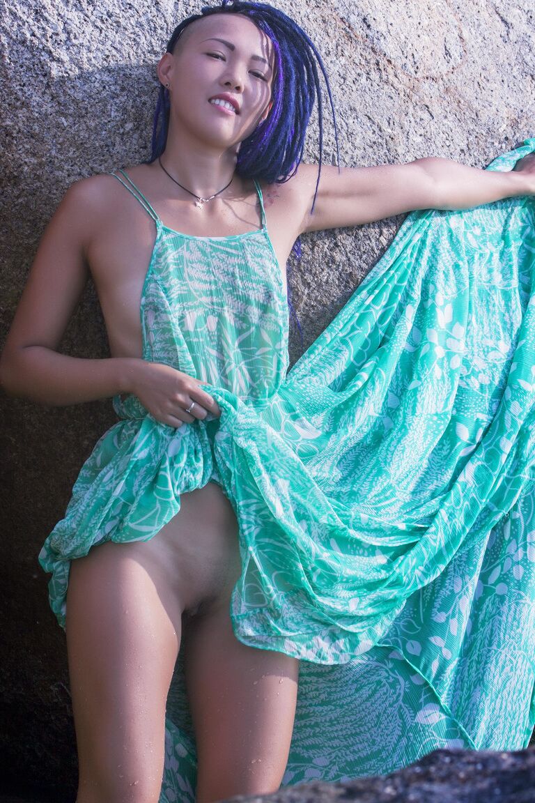21P Diosa Desnuda Dulce Julie