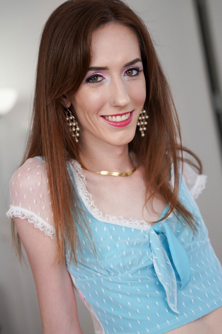 16P TGirls XXX Avery Anjo
