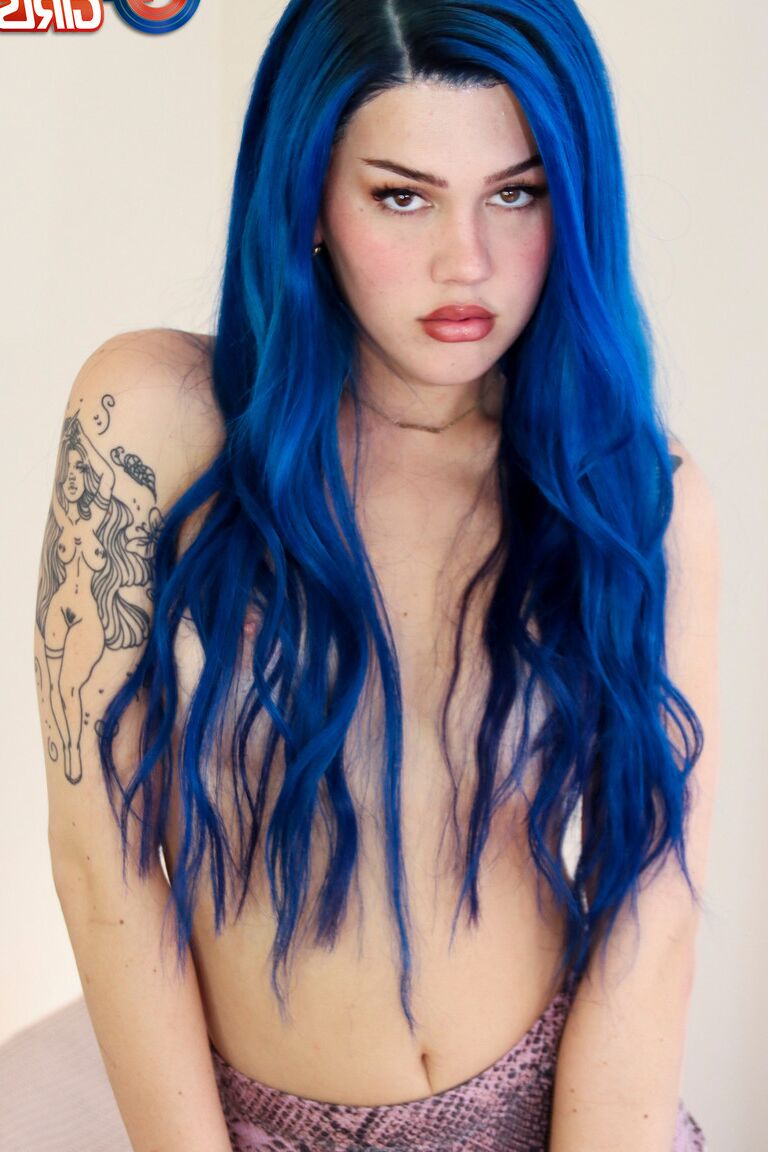 16P Chicas Grooby Daisy Taylor