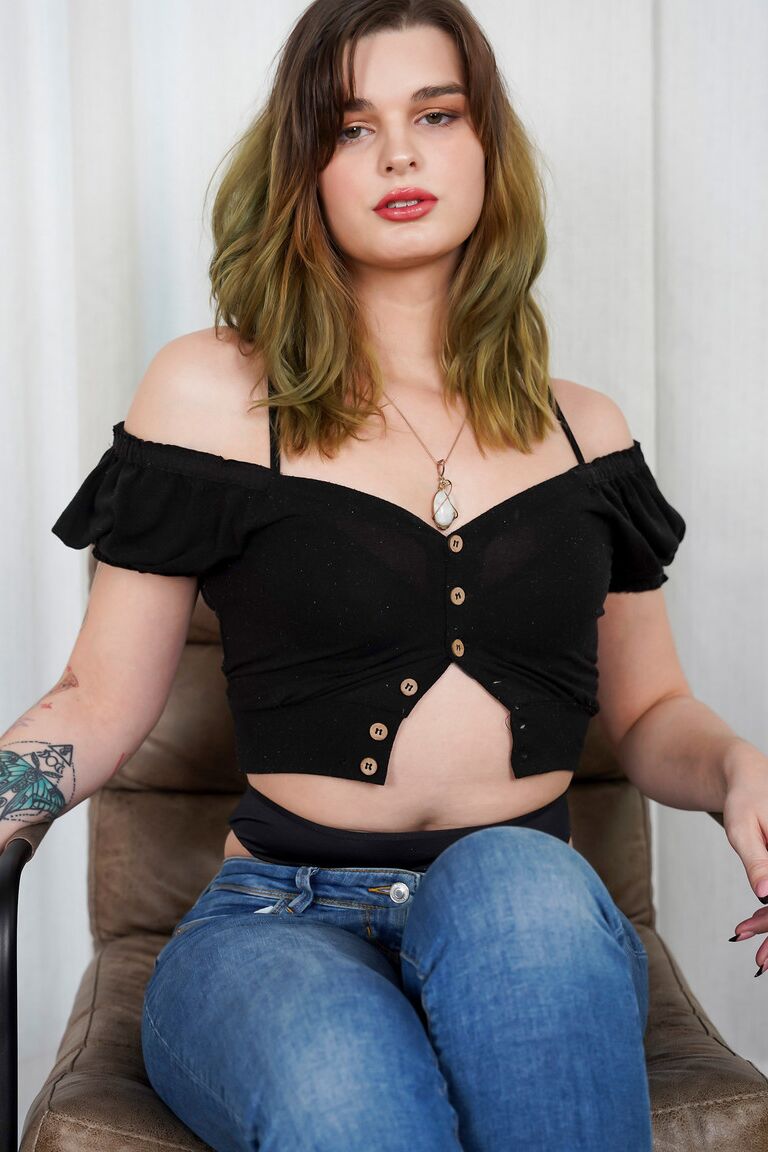 16P TGirls XXX Asia Bella