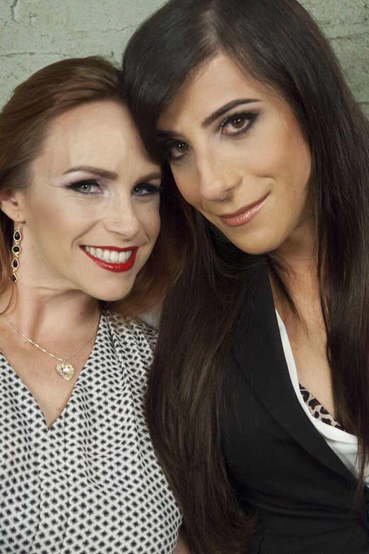 21P TS Cazadores de coño Bella Rossi, Brenda Von Tease