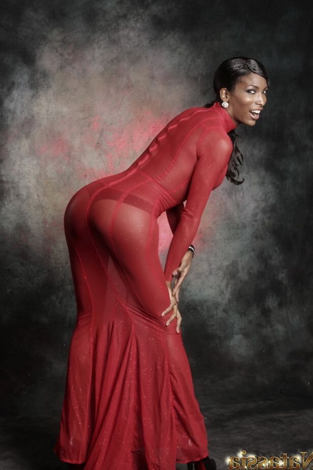 12P Natassia Sueños Vestido rojo