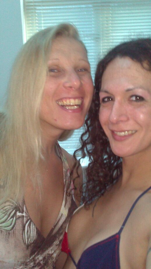 11P Latina Tranny Nikki e meninas de Londres