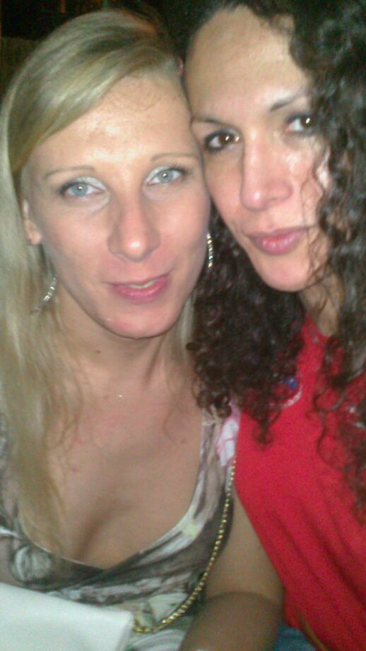11P Latina Tranny Nikki e meninas de Londres