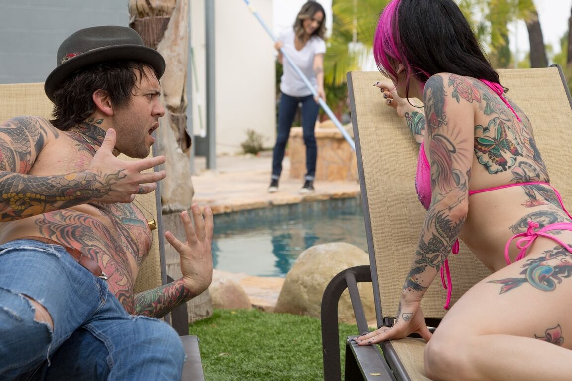 17P Peituda gostosas Joanna Angel
