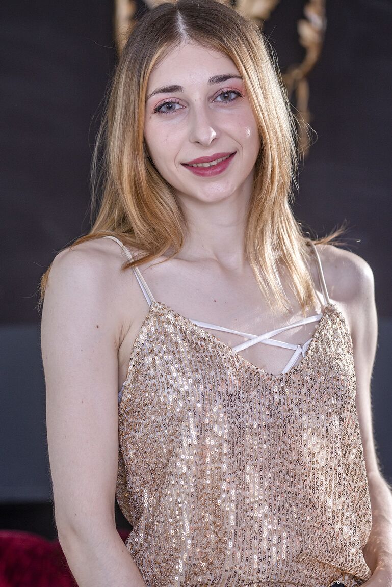 21P Teen Fidelity Bangkok, Lana Bunny