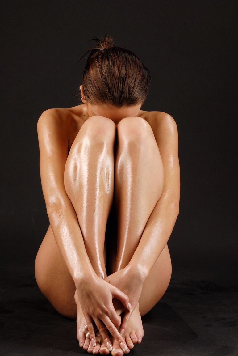 21P Diosa Desnuda Monica
