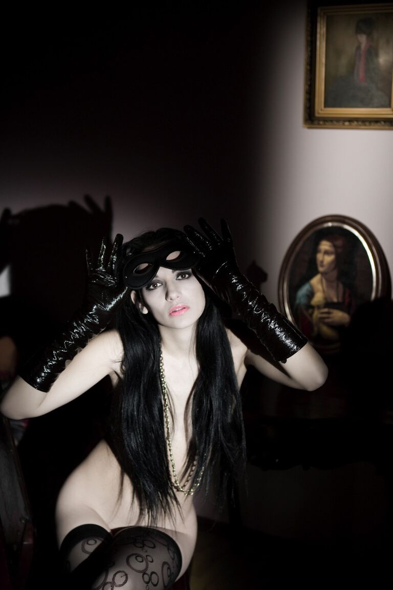 21P Met Art Carmen B