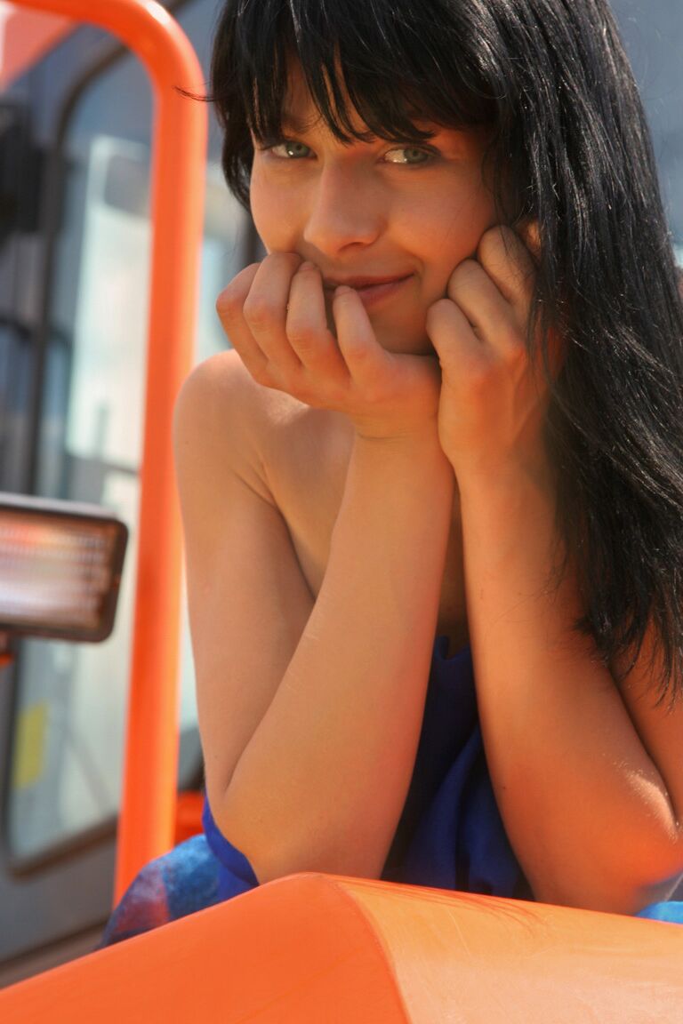 21P Met Art Olga U