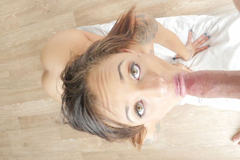 16P Latina star du porno Holly Hendrix incroyable hardcore bite à sucer POV oral