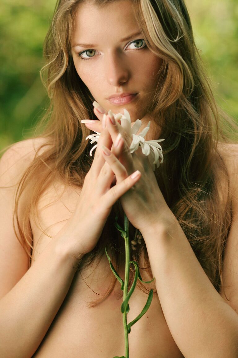 21P Beauté Érotique Sabine