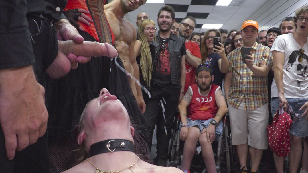 21P Public Disgrace Aragne Spicy, Juan Lucho, Silvia Rubi, Steve Holmes