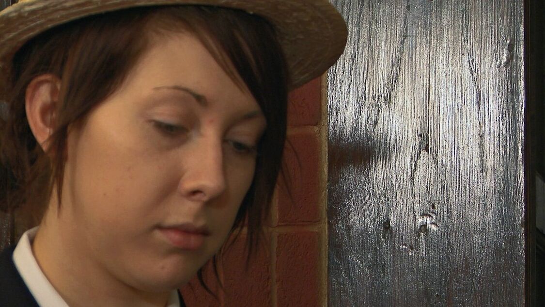 12P Spanking Online Bog bottomed schoolgirl thrashed