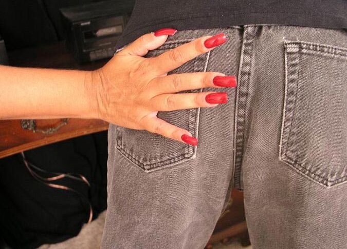 15P Mulheres que punem bem vestidas por espancamento