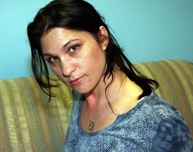15P Femmes qui punissent les châtiments corporels infligés aux hommes