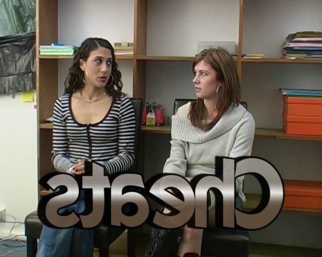 Trucos de colegiala en línea de 12P Spanking