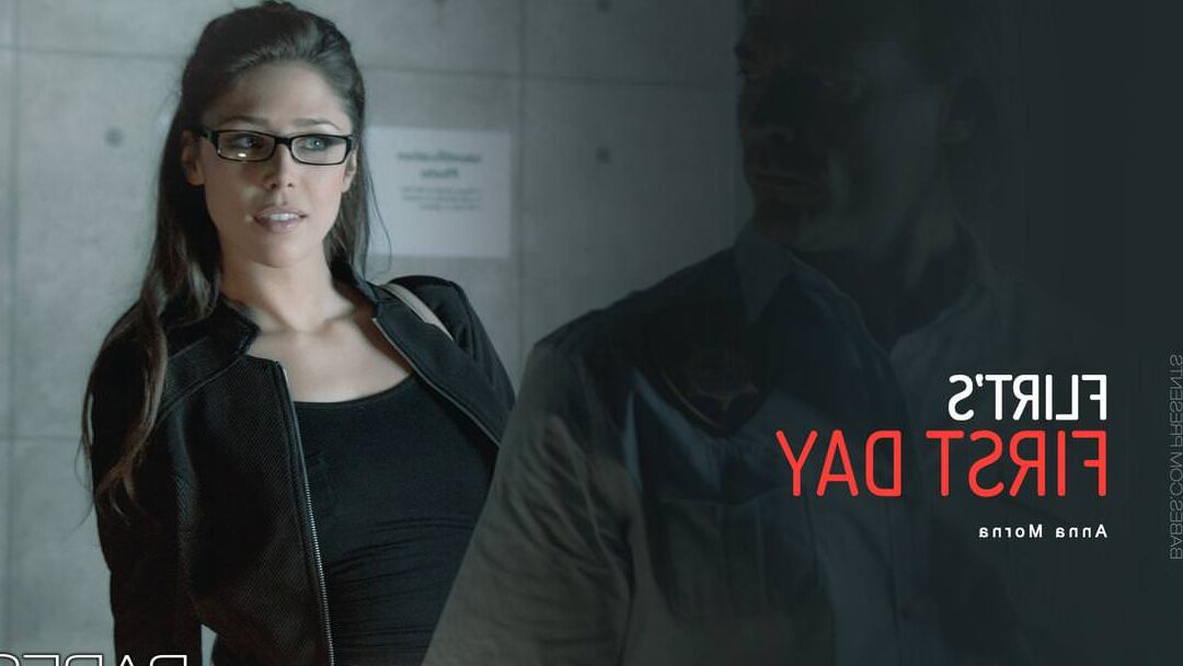 14P Nerdy brunette Anna Morna seducing sex from security guard in glasses