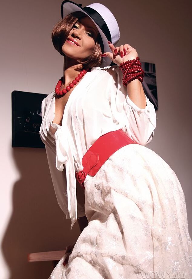 15P Hot vintage MILF nas meias mais finas estilo dos anos 50