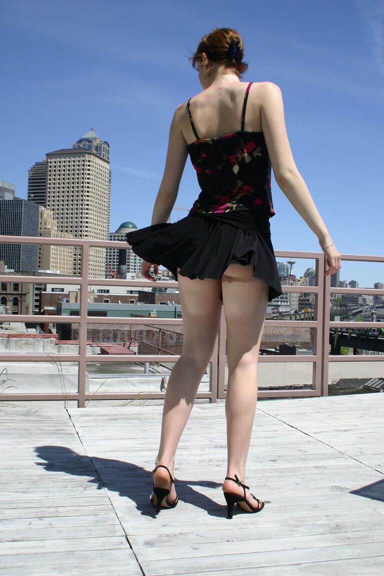21P Beleza Erótica Genevieve