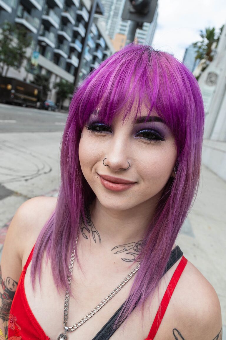 15P Tattooed girl with dyed hair gets banged during a bout of POV fucking