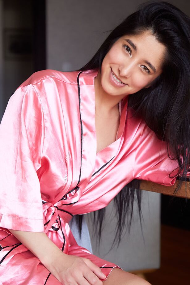 18P Sexy Nicol Wild is determined to make you late for work, the perky Asian babe