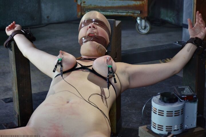 16P Restrained teen Winnie Rider is fucked by a machine & masturbated in a dungeon
