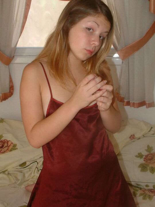 15P Emily18 packing some really hot stuff